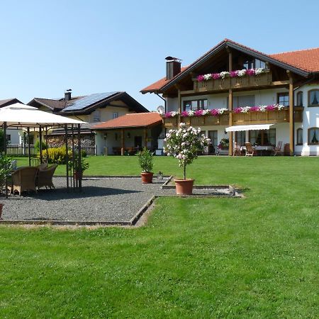 Gaestehaus "Zur Schmiede" Wertach Exterior foto